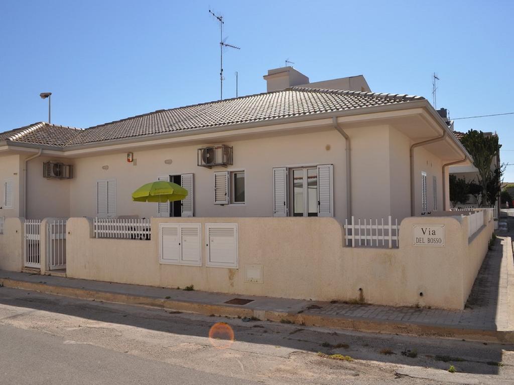 Ferienwohnung Sagittarius Mare Marina di Ragusa Exterior foto